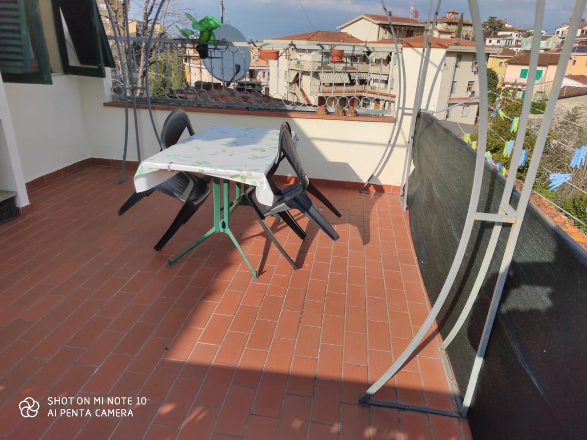 Appartamento Con Terrazza Cavriglia Exterior photo